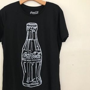 Coca Cola Tops - Coca Cola Vintage Graphic Tee Sz XL Coca Cola Tops - Coca Cola Vintage Graphic Tee Sz XL